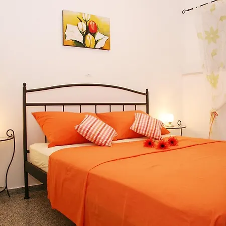 Basic Apartment *