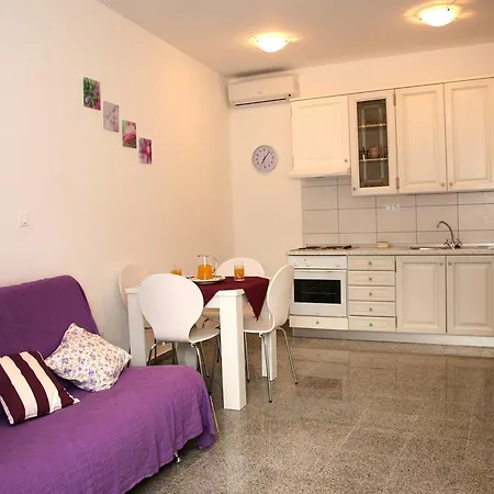 Apartment Basic *