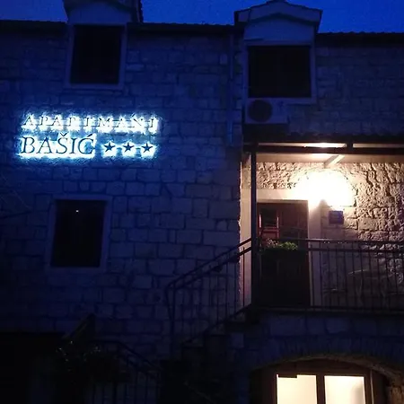 Basic Apartment