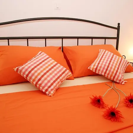 Basic Apartment Split